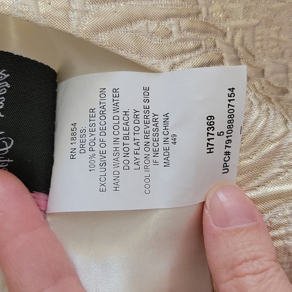 NWT Girls gold dress - Picture 5 of 5